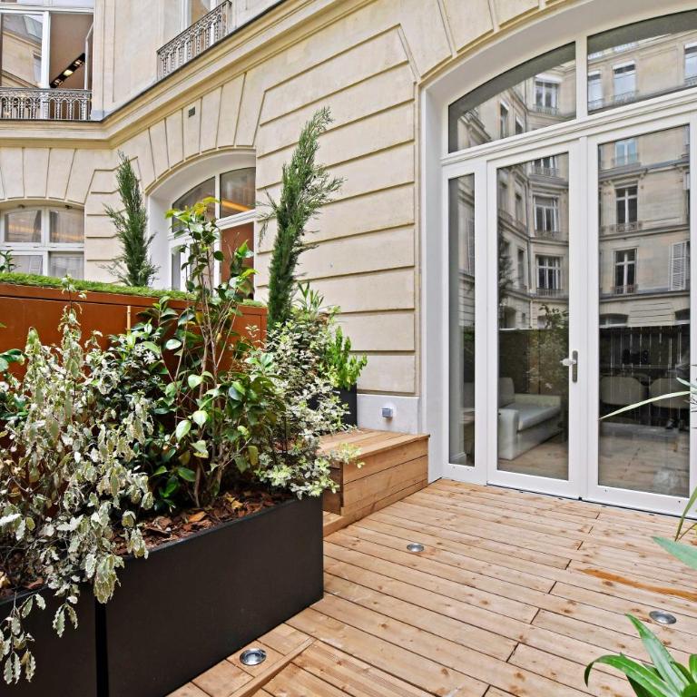 Luxury Apartment - 2BR-4P - GeorgeV-Champs Elysees - Two-Bedroom Apartment - 16