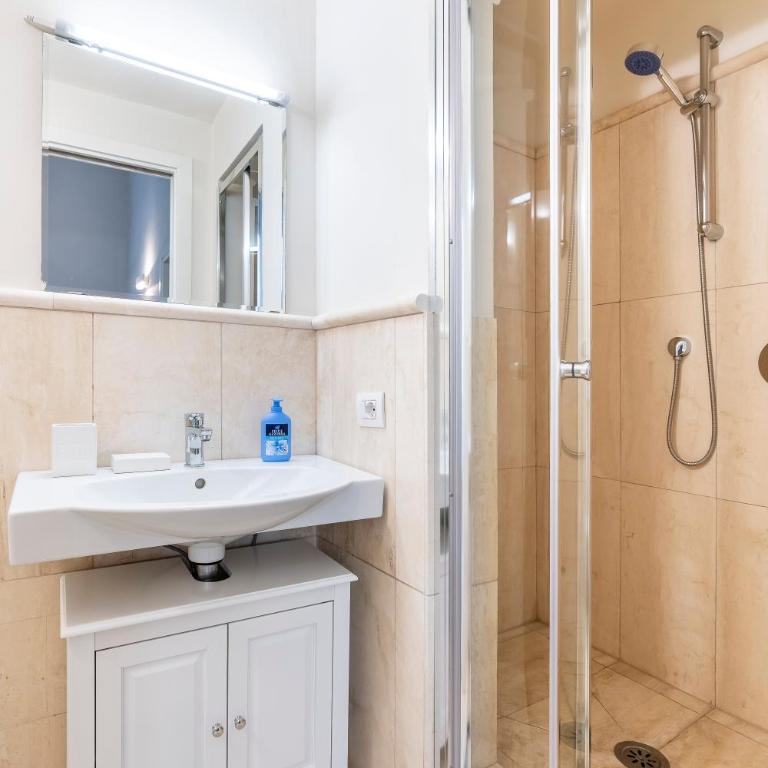 Palazzo Tornaquinci - Appartamento con 2 Camere da Letto - 20