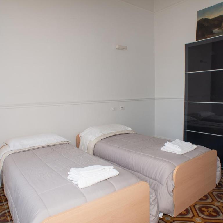 Liberty La spezia - 5 Terre apartment - Appartamento con 3 Camere da Letto - 5