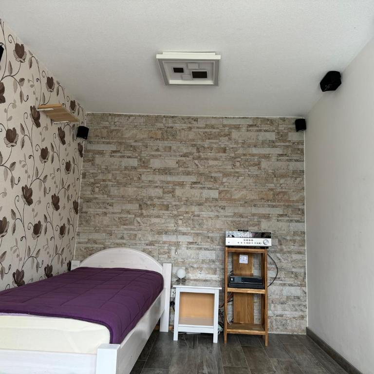 Messe-Apartment, 4 Schlafzimmer, 80 qm, Garten - 6 km zur Messe, verkehrsgünstig, ruhig, Parkplätze - Appartamento con 4 Camere da Letto - 5