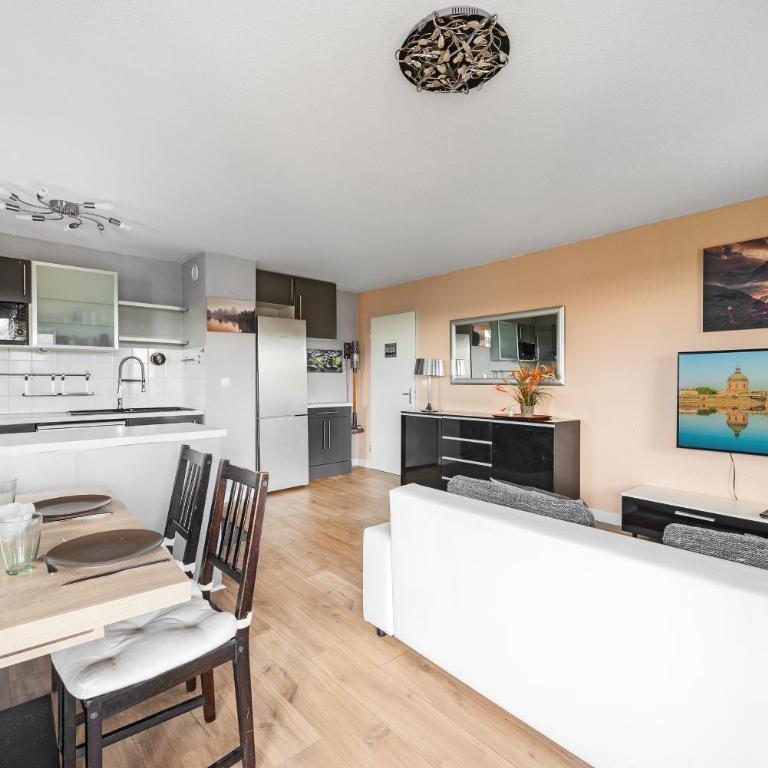 T3 - 2 places de parking - balcon - Climatisation - Appartamento con 2 Camere da Letto - 11