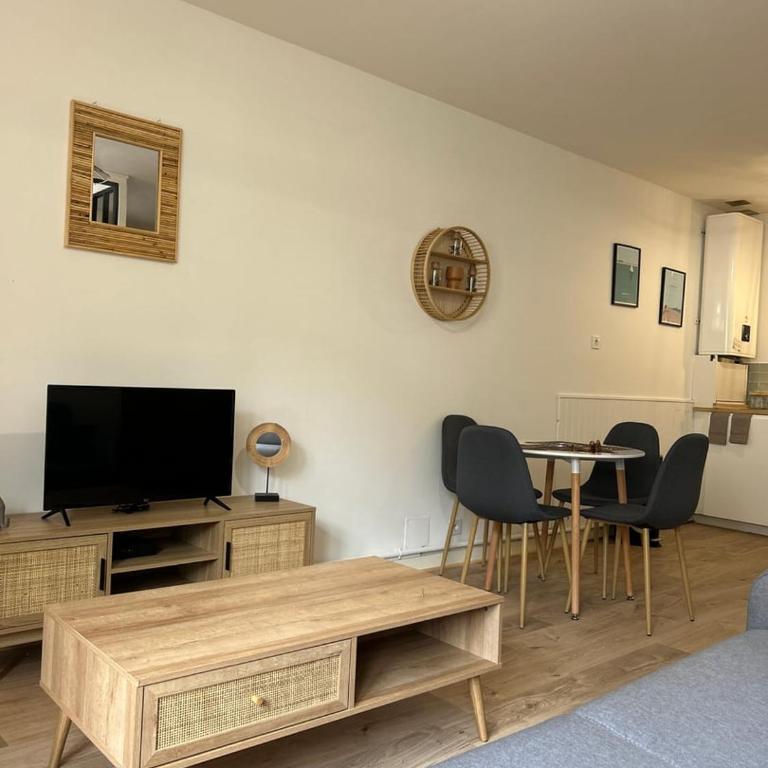 Les Carmélites : central à 5 min à pied de la Gare - Appartement 1 Chambre - 8