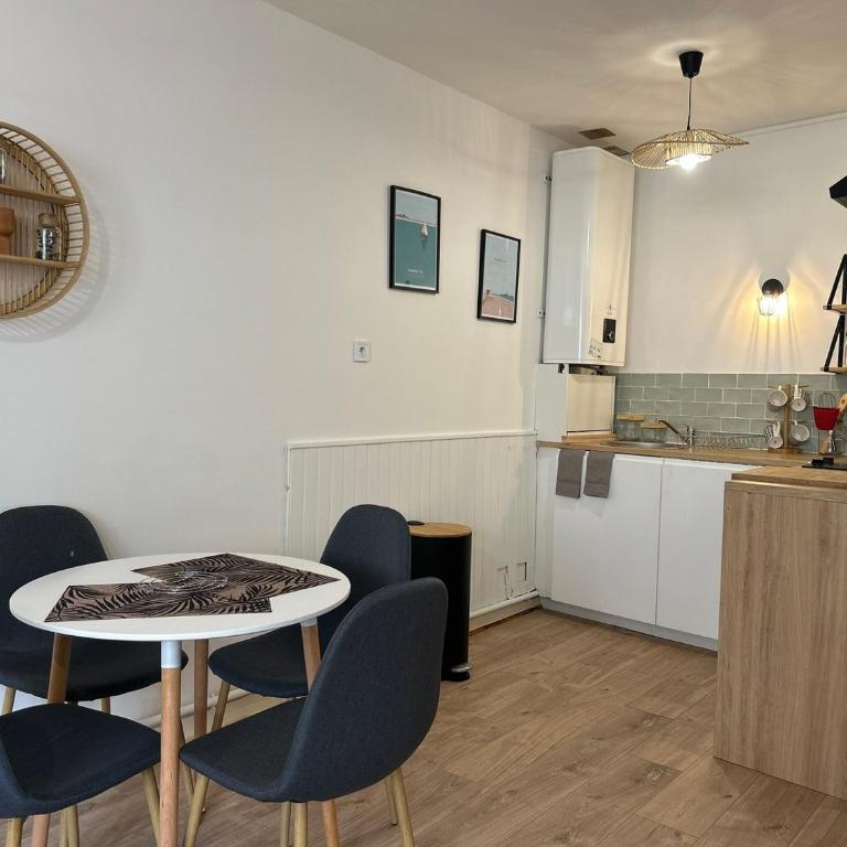 Les Carmélites : central à 5 min à pied de la Gare - Appartement 1 Chambre - 3