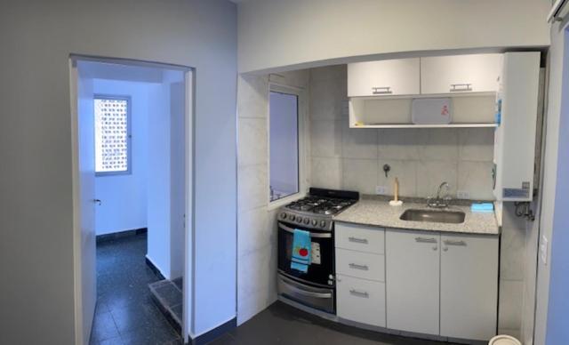Dpto luminoso zona centro - One-Bedroom Apartment - 2