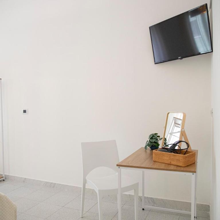 Green rooms - Camera Matrimoniale con Bagno in Comune - 7