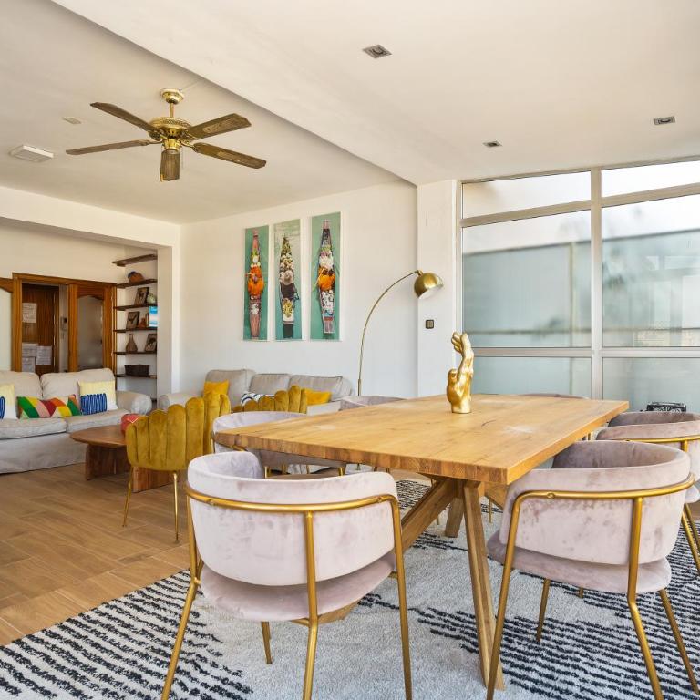 Sunny 3BR2BA w Private Terrace AC - Apartamento con terraza - 2