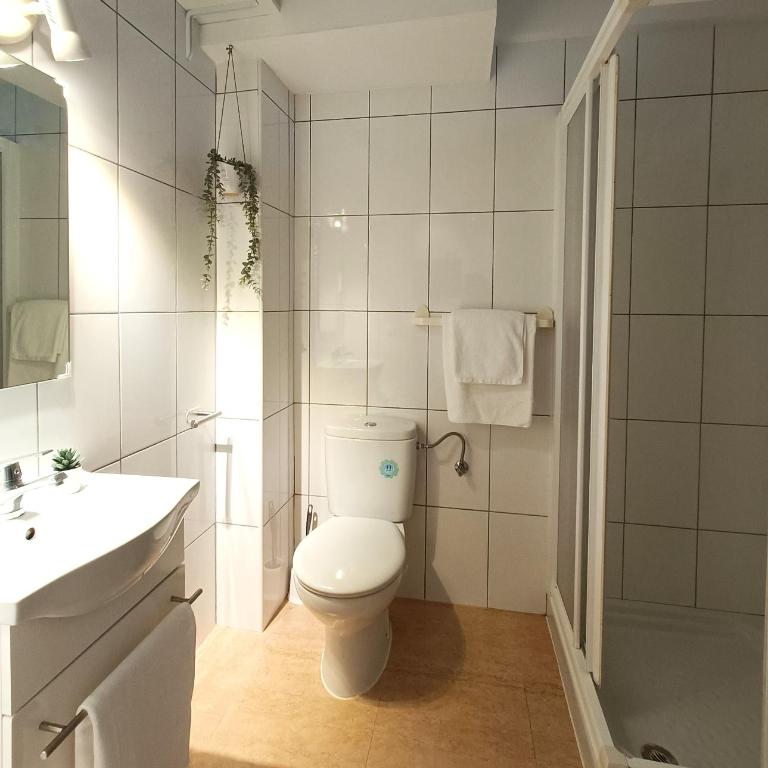 Tropicana Suite con salida directa al mar y piscina - One-Bedroom Apartment - 24
