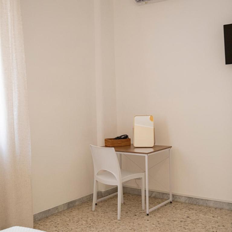 Green rooms - Camera Matrimoniale con Bagno in Comune - 5