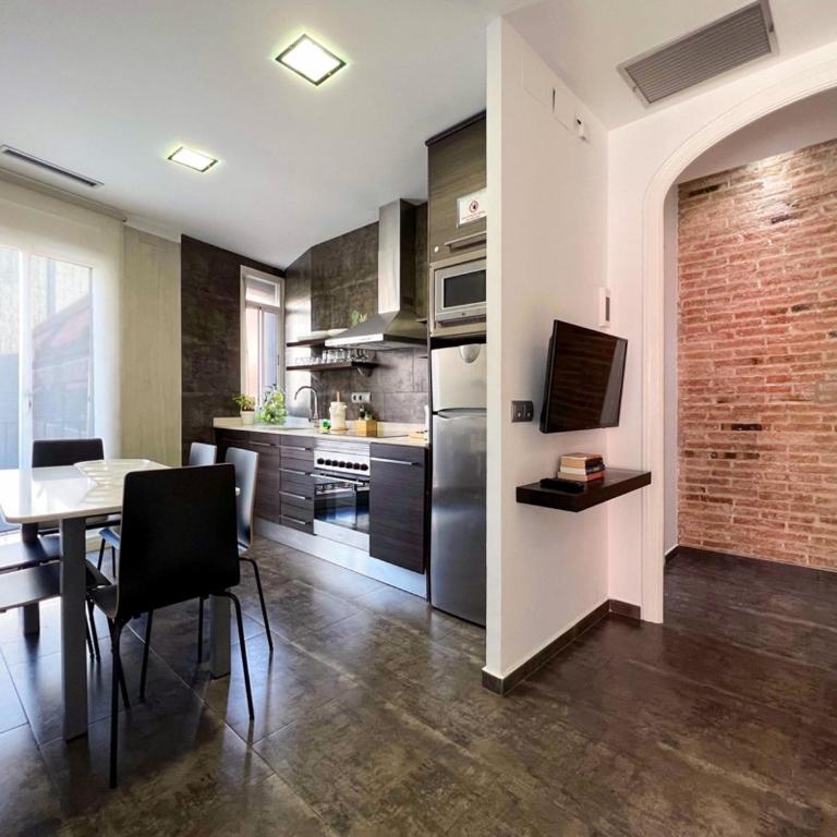 Stay U-nique Apartment Rambla Badal - Two-Bedroom Apartment - 5