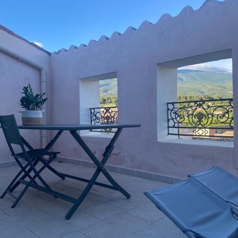 Appartement Bedoin avec vue sur le Mont Ventoux - Appartement 2 Chambres - 6