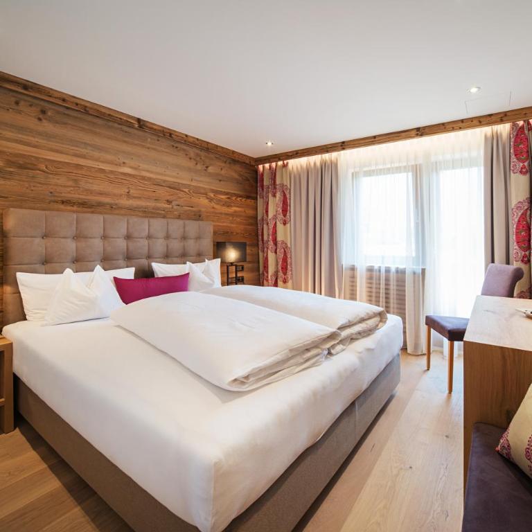 Hotel Garni Glockenstuhl - Doppelzimmer Alpine - 2