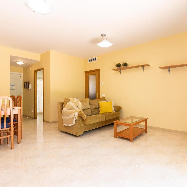 UHC GOLDEN PINEDA APARTMENTS - Two-Bedroom Apartment - 4