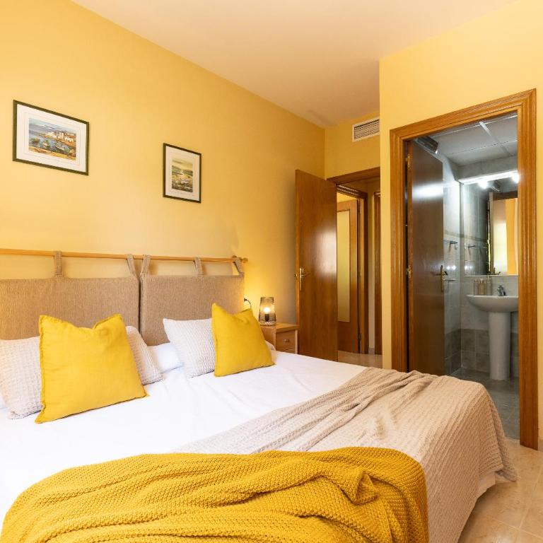 UHC GOLDEN PINEDA APARTMENTS - Two-Bedroom Apartment - 8