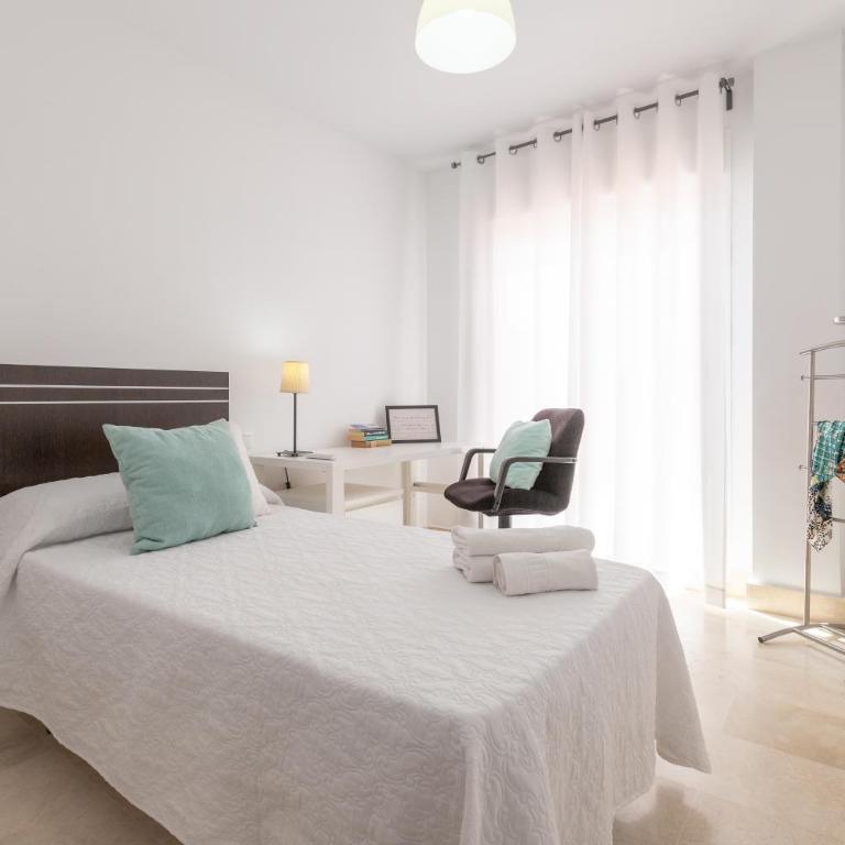 Ático Malaga Teatinos - Apartamento de 3 dormitorios - 3