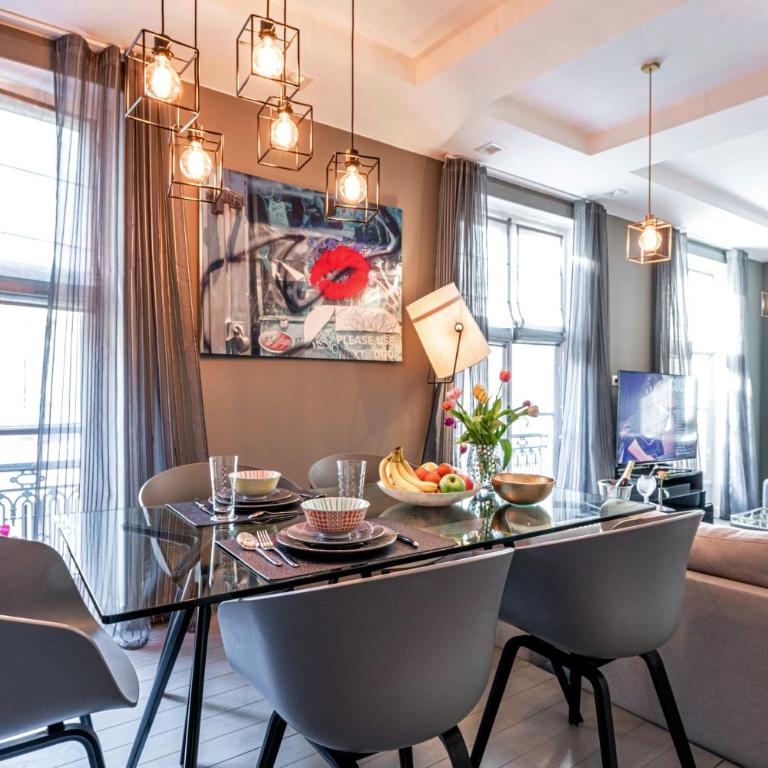 1min Walk From Champs Elysées - Avenue Montaigne - AC - Self-Checkin - Working Desk - Appartement 2 Chambres - 12