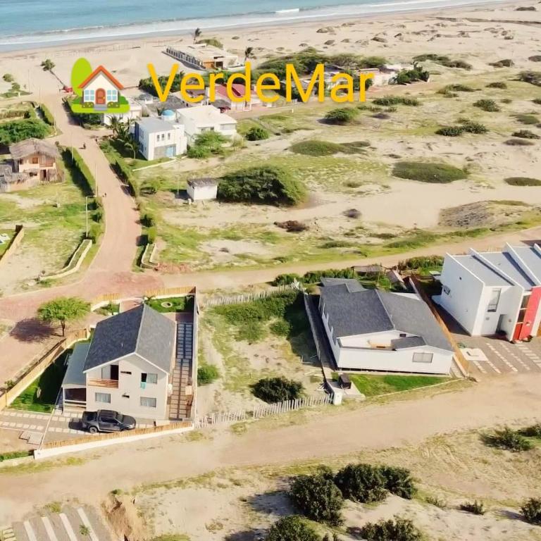 Casa VerdeMar Vichayito Perú - Four-Bedroom House - 45