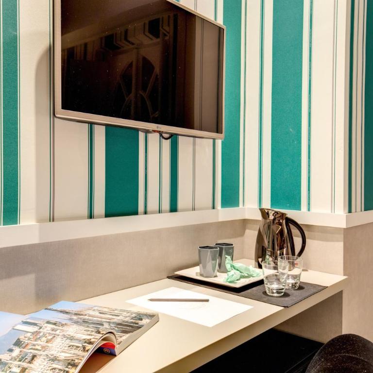 Grand Tour Rome Suites - Liberty Collection - Camera Deluxe Matrimoniale/Doppia con Letti Singoli - 32