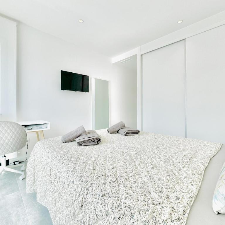Casa Natura Oasis - Two-Bedroom Apartment with Pool View - 13