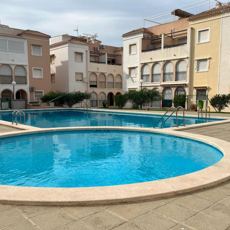 Torrevieja 2 bedrooms Appartment - Apartamento de 2 dormitorios - 6