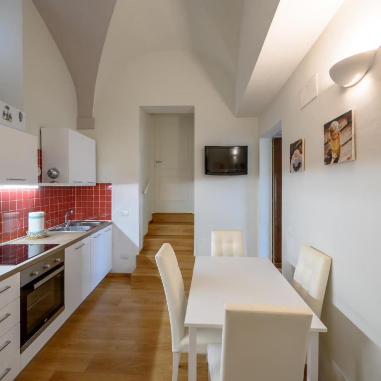 Via Giotto, 5 - Appartamento con 1 Camera da Letto - 22