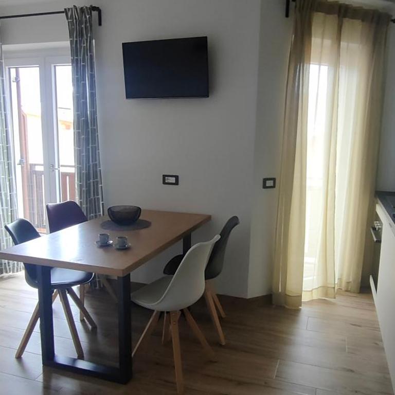 Una Finestra sul Lago - Apartamento de 2 dormitorios con vistas al lago - 2