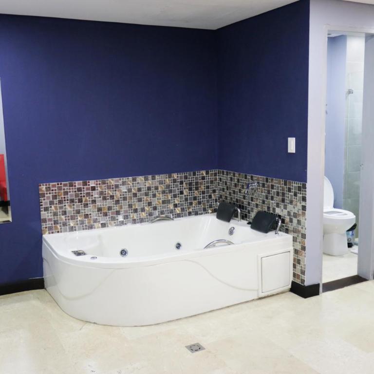 Hotel Lleras 10 - Suite Junior Deluxe - 2
