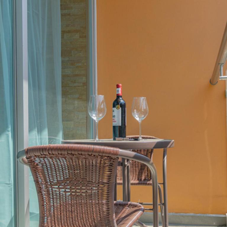 The Cozy Corner Apartment near Condesa, Roma and Chapultepec Park - Two-Bedroom Apartment - 2