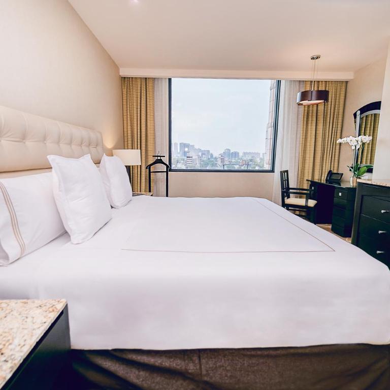 Hotel Marquis Reforma - Deluxe King Room - 4
