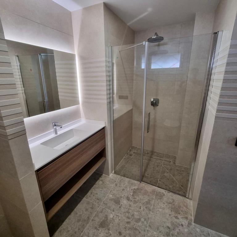 Gran Casa con Piscina Privada by Chiclana Dreams - Villa - 13