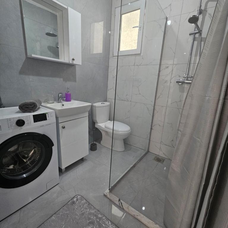 Nela - Two-Bedroom Apartment - 15