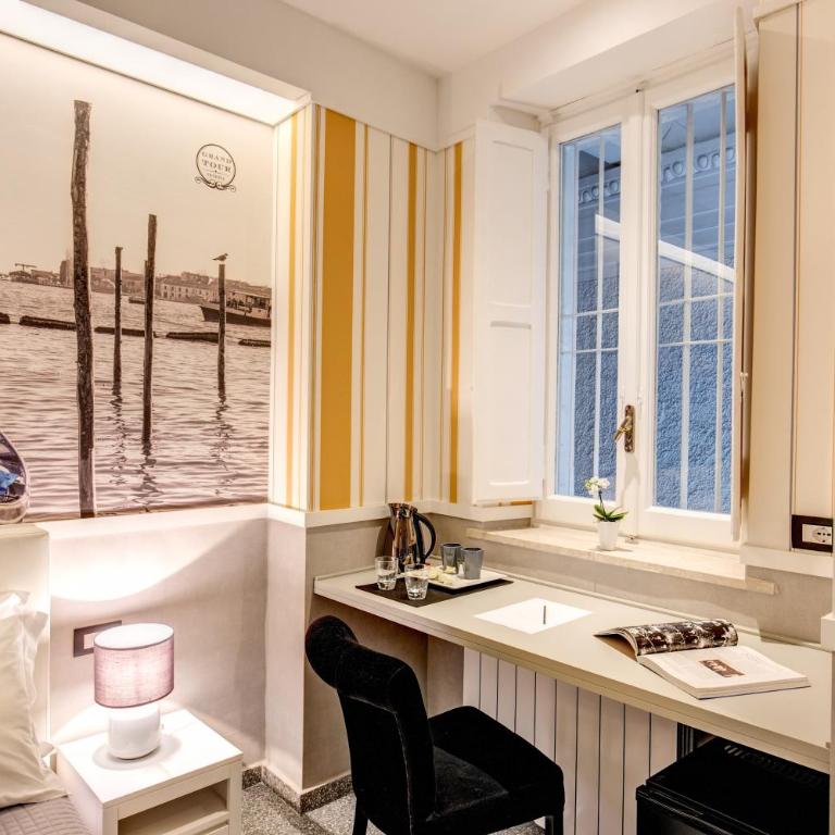 Grand Tour Rome Suites - Liberty Collection - Camera Deluxe Matrimoniale/Doppia con Letti Singoli - 27