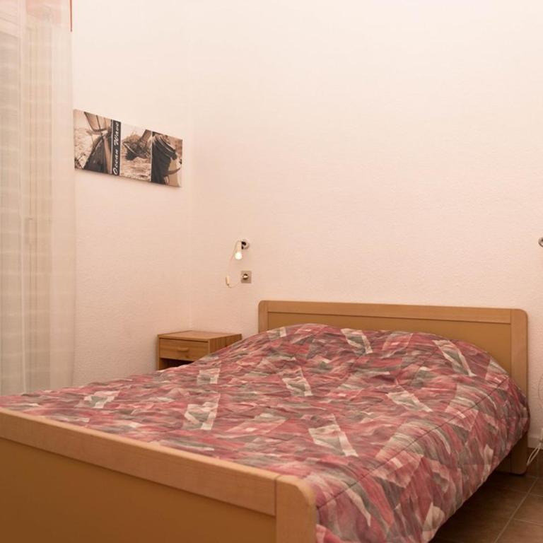 T2 cabine, 4 pers, vue mer, parking, plage à 10m - FR-1-803-61 - Apartment - 3