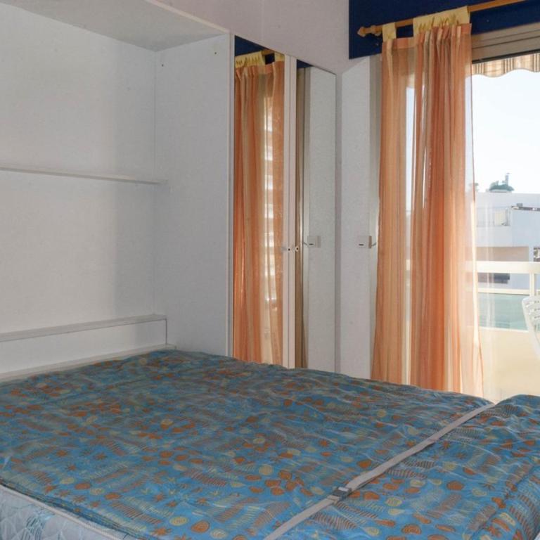 Studio cabine confort, 4 pers, clim, parking, Le Lavandou - FR-1-803-64 - Monolocale - 3