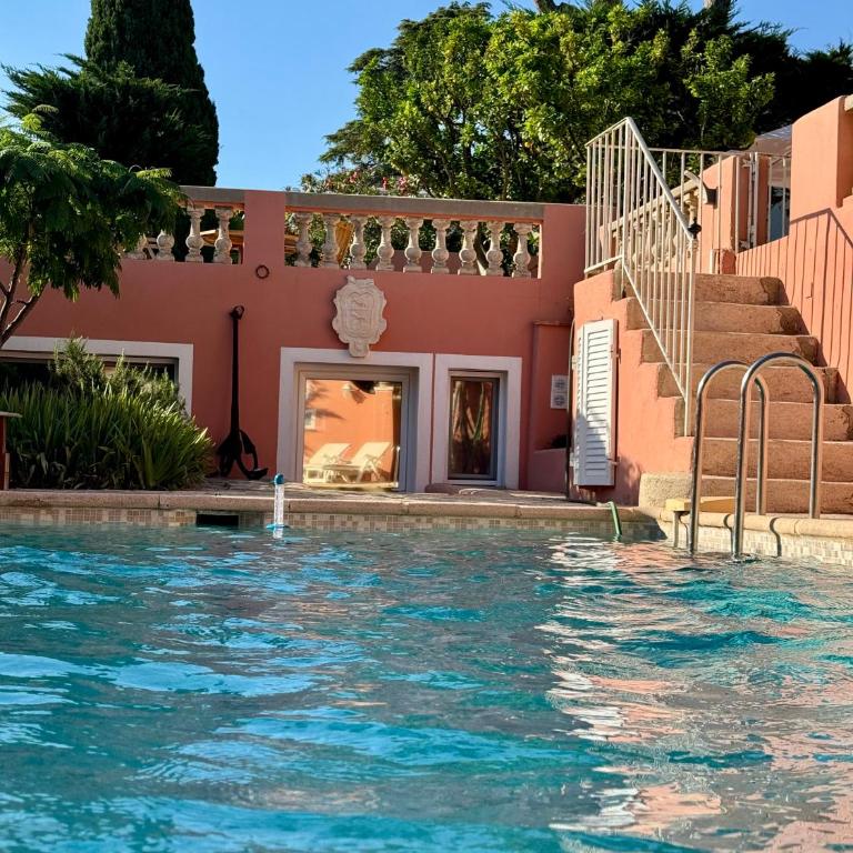 Chambre d'hôtes A l'ancre marine de la Villa Rose - Chambre Double - Vue sur Piscine - 1