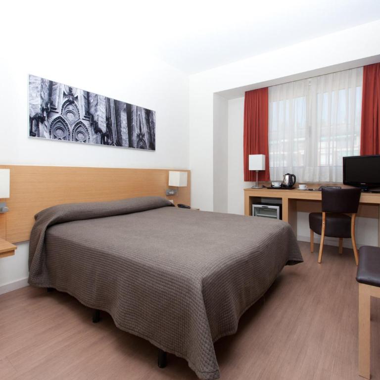 Hotel Sagrada Familia - Double or Twin Room - 7