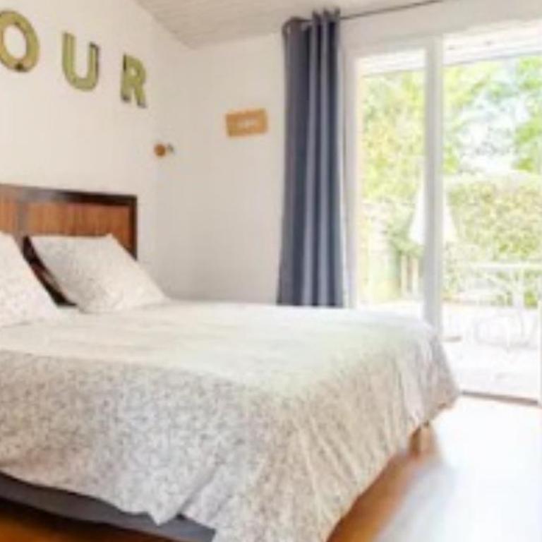 Beau T2 proche plages , commodités - One-Bedroom House - 5
