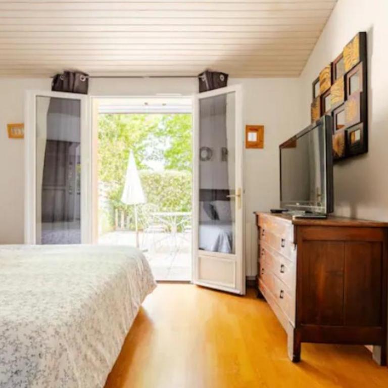 Beau T2 proche plages , commodités - One-Bedroom House - 4