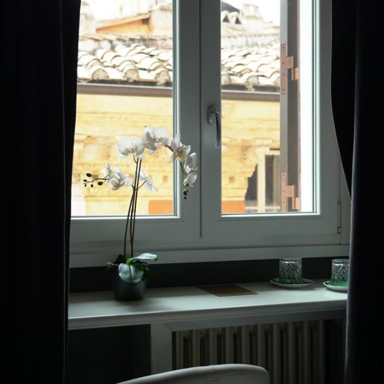 Rhome Luxury suite - Camera Matrimoniale Deluxe con Doccia - 3
