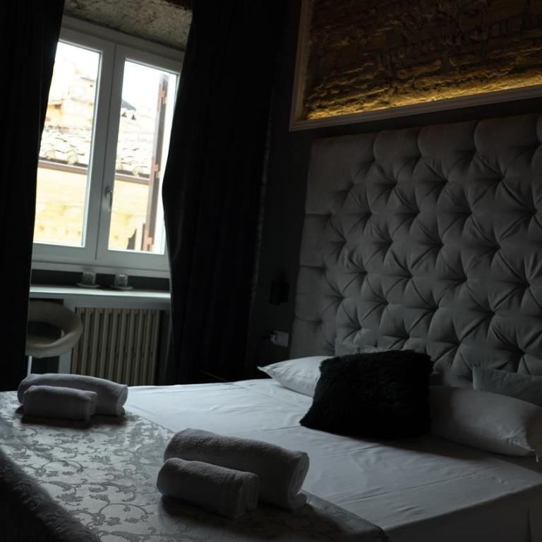 Rhome Luxury suite - Camera Matrimoniale Deluxe con Doccia - 7