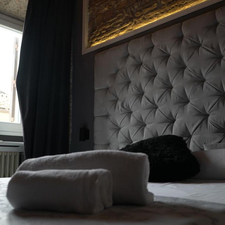 Rhome Luxury suite - Camera Matrimoniale Deluxe con Doccia - 8