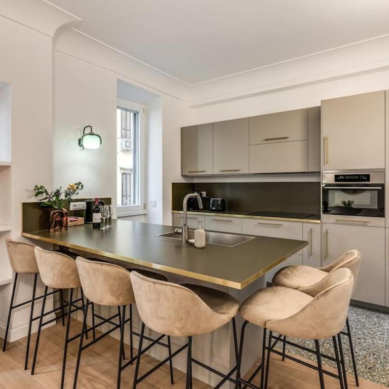 3 bedroom apartment Via Genova Monti area - Appartamento con 3 Camere da Letto - 39