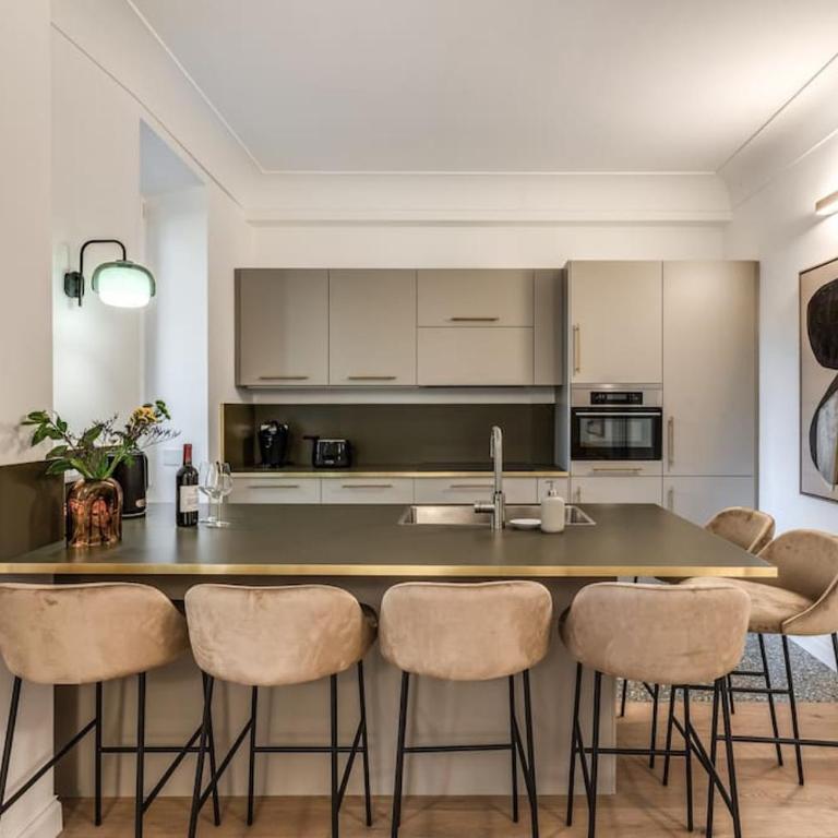 3 bedroom apartment Via Genova Monti area - Appartamento con 3 Camere da Letto - 48