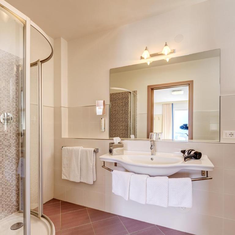 Apartmenthotel Ritterhof Suites & Breakfast - Camera Matrimoniale con Balcone - 2