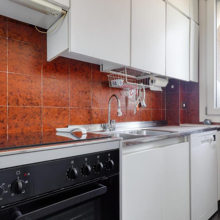 Hostmate - Milano - Tunisia - Porta Venezia - Appartamento con 2 Camere da Letto - 7
