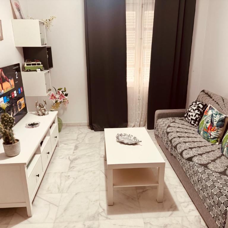 Bonito apartamento junto al Gran Teatro Falla - Apartamento de 1 dormitorio - 4