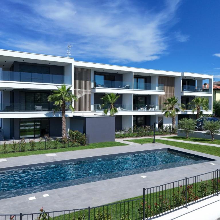 MGH Luxury - Palms Residence Sirmione N2 - Deluxe Apartment - 1