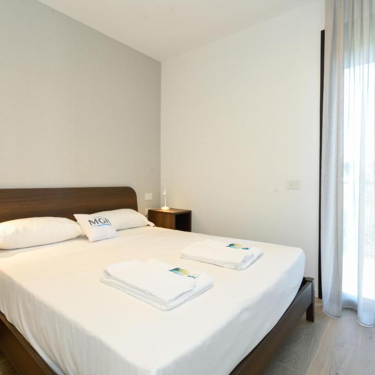 MGH Luxury - Palms Residence Sirmione N2 - Deluxe Apartment - 12