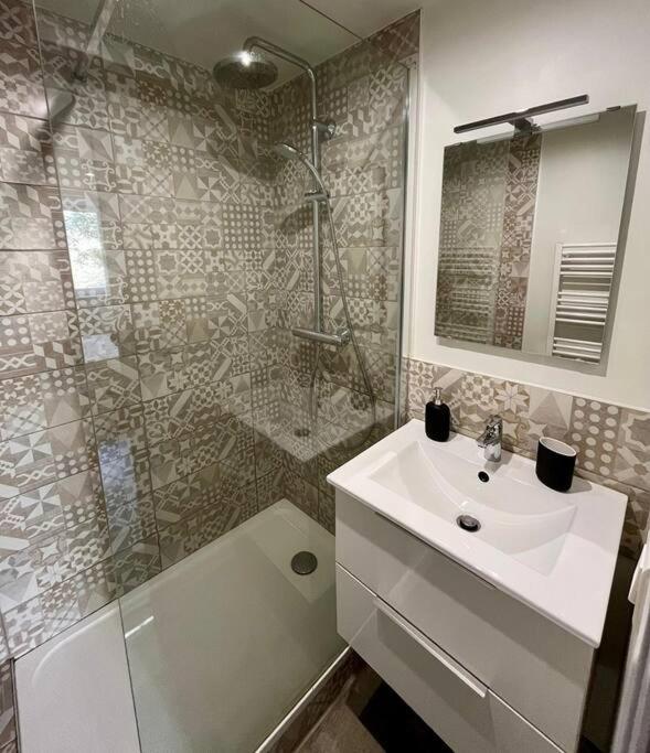 T2- Le François III - Proche Centre ville - Appartement 1 Chambre - 7