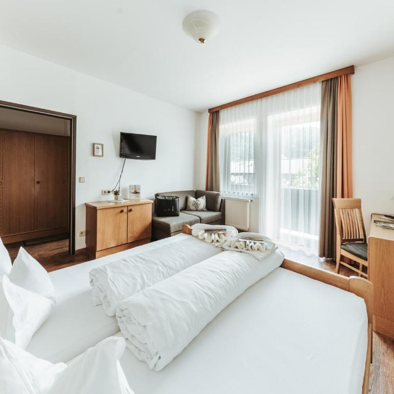 Regitnig - 4 Sterne Hotel und Chalets - Doppelzimmer - 2