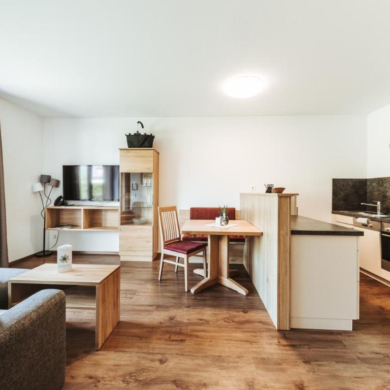 Regitnig - 4 Sterne Hotel und Chalets - Apartment mit 1 Schlafzimmer - 5